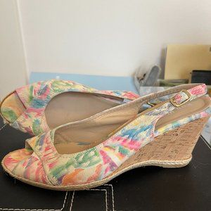 RON WHITE SUMMER WEDGE SLING BACKS WOMEN'S SIZE 8 1/2 (CANADIAN)